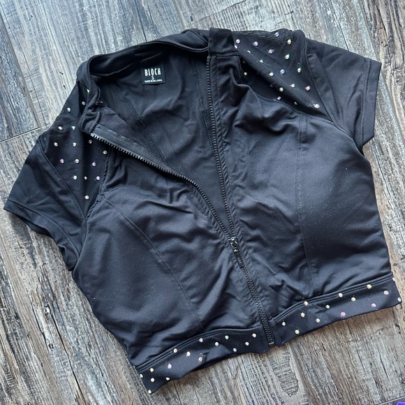 Pro NFL or NBA Cheer audition outfit - Picture 3 of 4